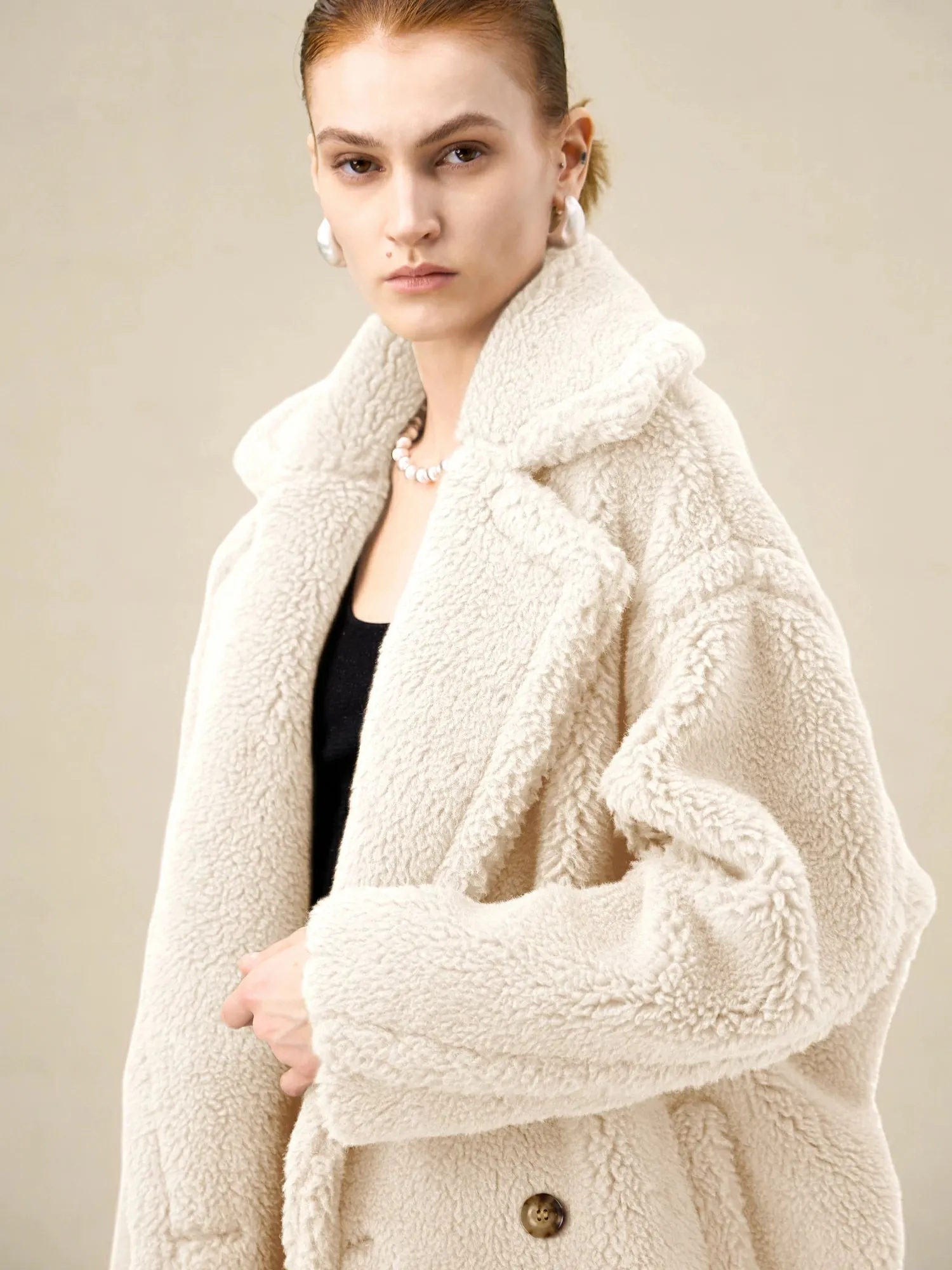 Amoretu Women's 55.4% Wool Notch Lapel Long Sleeve Plush Coat