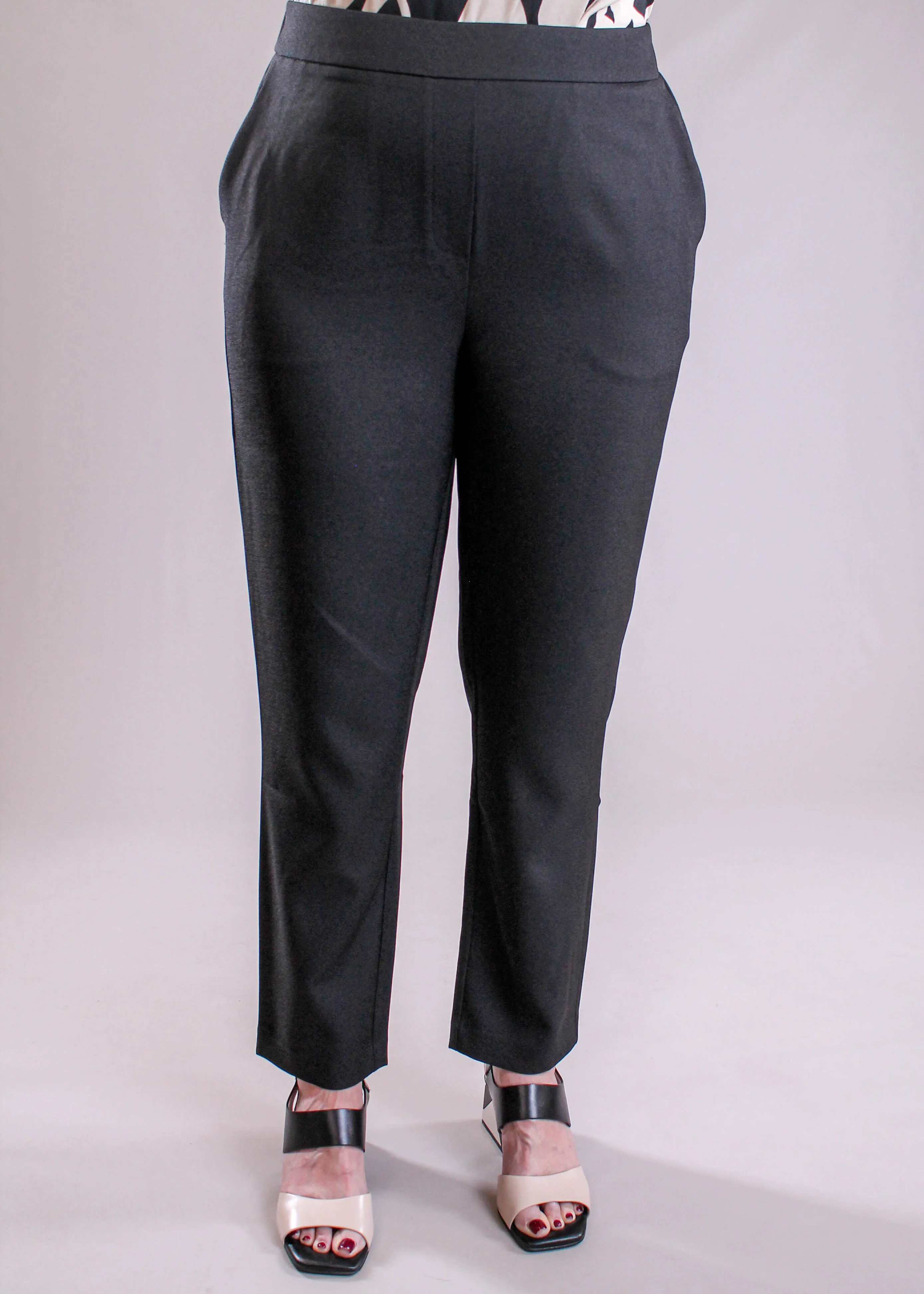Charlie B Pull On Crop Pant with Pockets