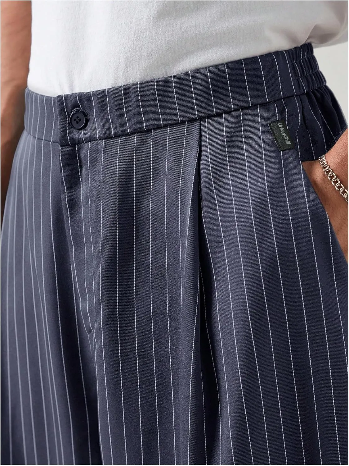 GORGLITTER Men's Baggy Casual Pleated Striped Dress Pants 2025 Wide Leg Trousers with Pockets