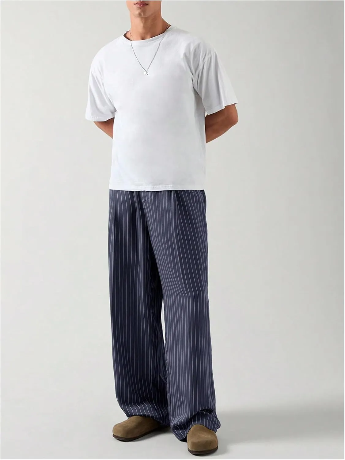 GORGLITTER Men's Baggy Casual Pleated Striped Dress Pants 2025 Wide Leg Trousers with Pockets