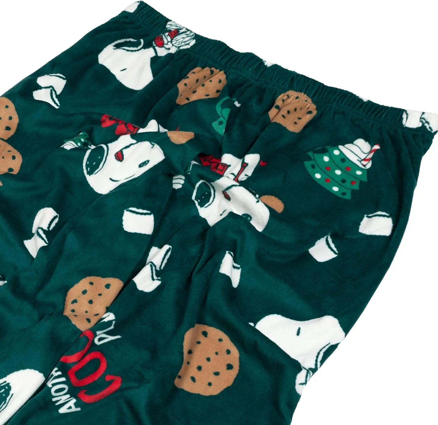 Peanuts 2-Piece Loose-fit Pajama Set, Soft & Comfortable Holiday Nightwear for Family