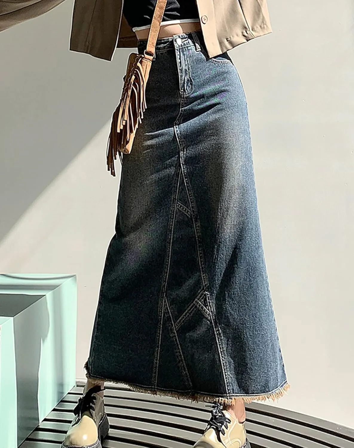 Women's Denim Midi Skirt A-Line Zipper Split Hem Raw Frayed Hem Jean Skirt