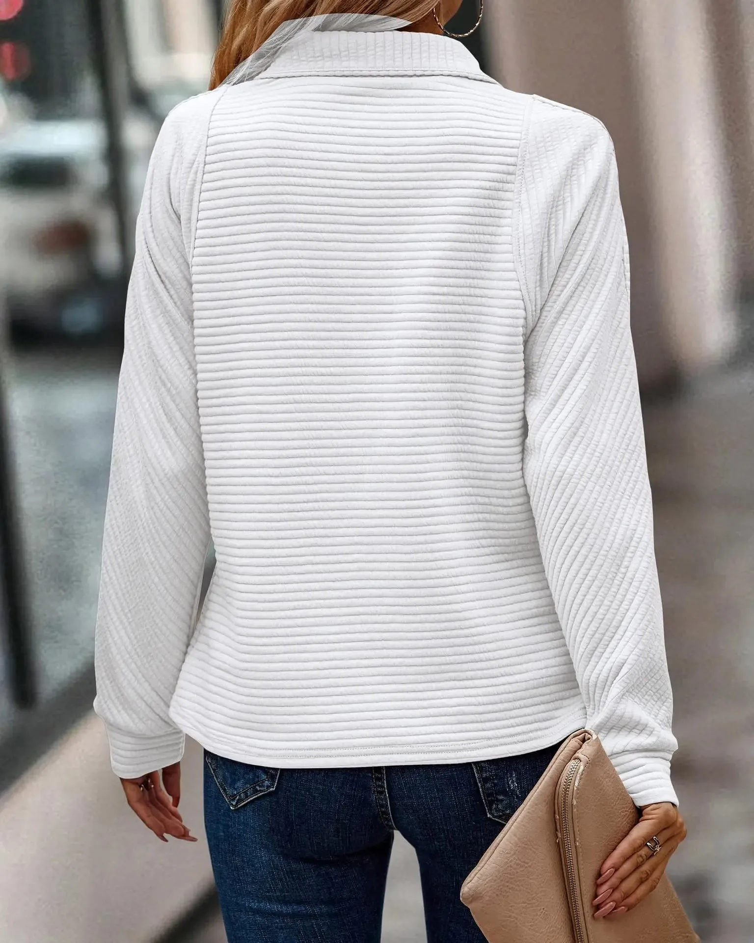 Yara - Stylish Sweater